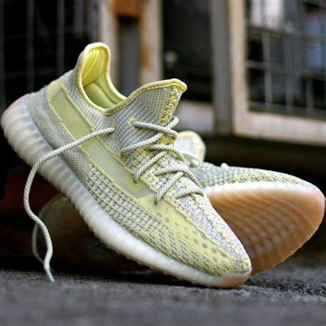 adidas Yeezy Boost 350 V2 Antlia (Non